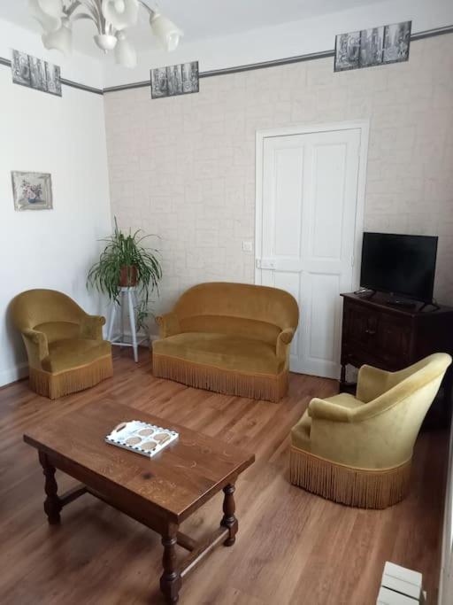 F2 1Er Etage Vigneulles-les-Hattonchatel Exterior foto
